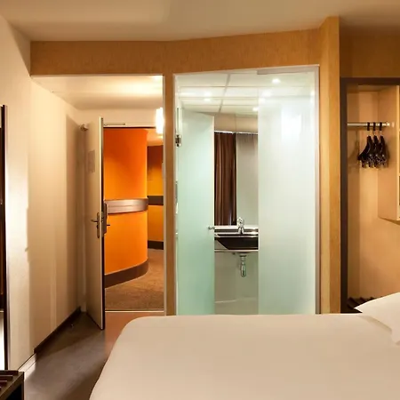 호텔 Escale Oceania La Baule 3*