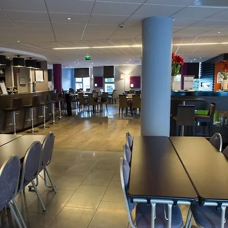 Escale Oceania La Baule 호텔 3*