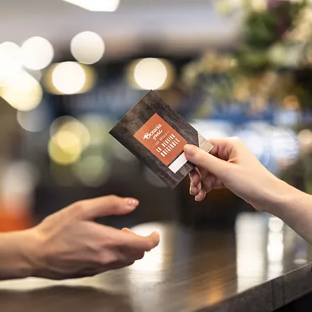 大洋洲艾斯卡勒波尔尼切保勒酒店 3*