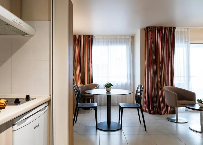 Escale Oceania La Baule